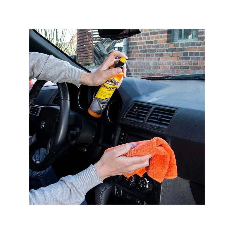 LIMPIA SALPICADEROS ARMORALL 300ML.